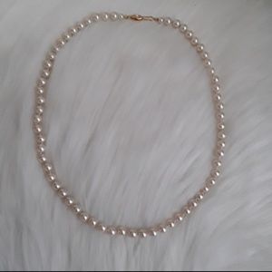 25' LUSTROUS PEARL NECKLACE MADE IN JAPAN